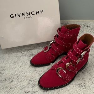 NWT- Givenchy Elegant Boots